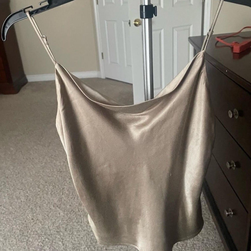 Zara Cream Sleeveless Camisole Tank Top